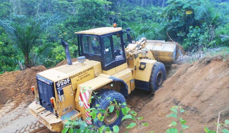 
								Location engin chargeur Douala full									