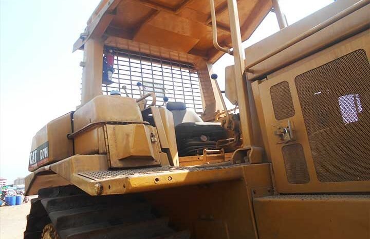 
								Location engin Bulldozer à Douala full									