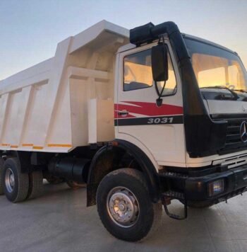 Camion benne 10 roues Mercedes à louer Douala